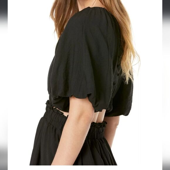Moon River Black Back Cut Out Bubble Short Sleeve Fit & Flare Mini Dress… - Picture 2 of 13